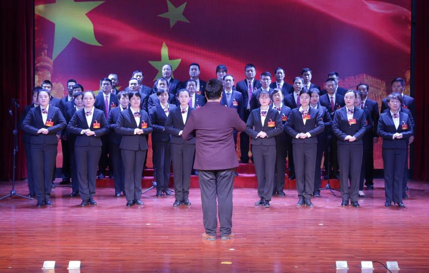 华体网页版2019年度工作动员大会---大合唱《团结就是力量》、《我爱你中国》